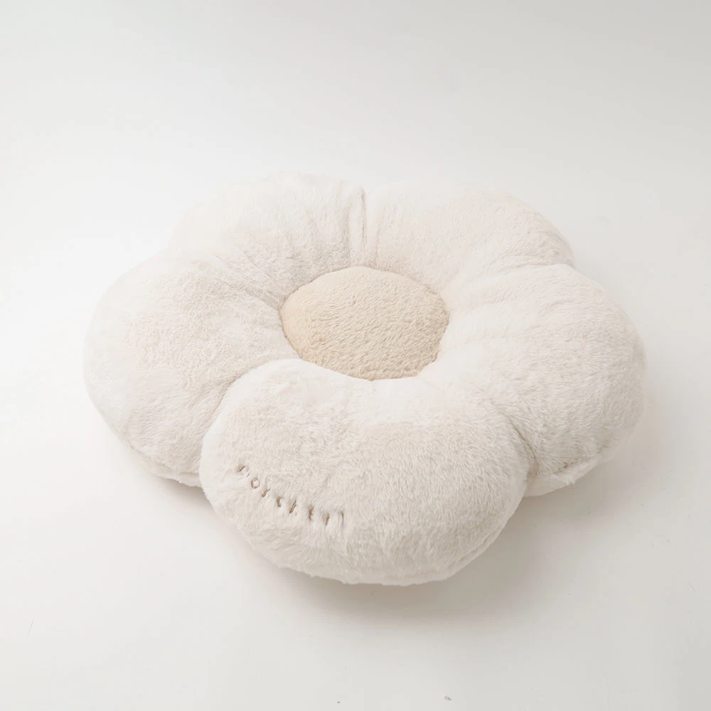 product_image_1763721912.webp フラワーファークッションベッド - Image 1