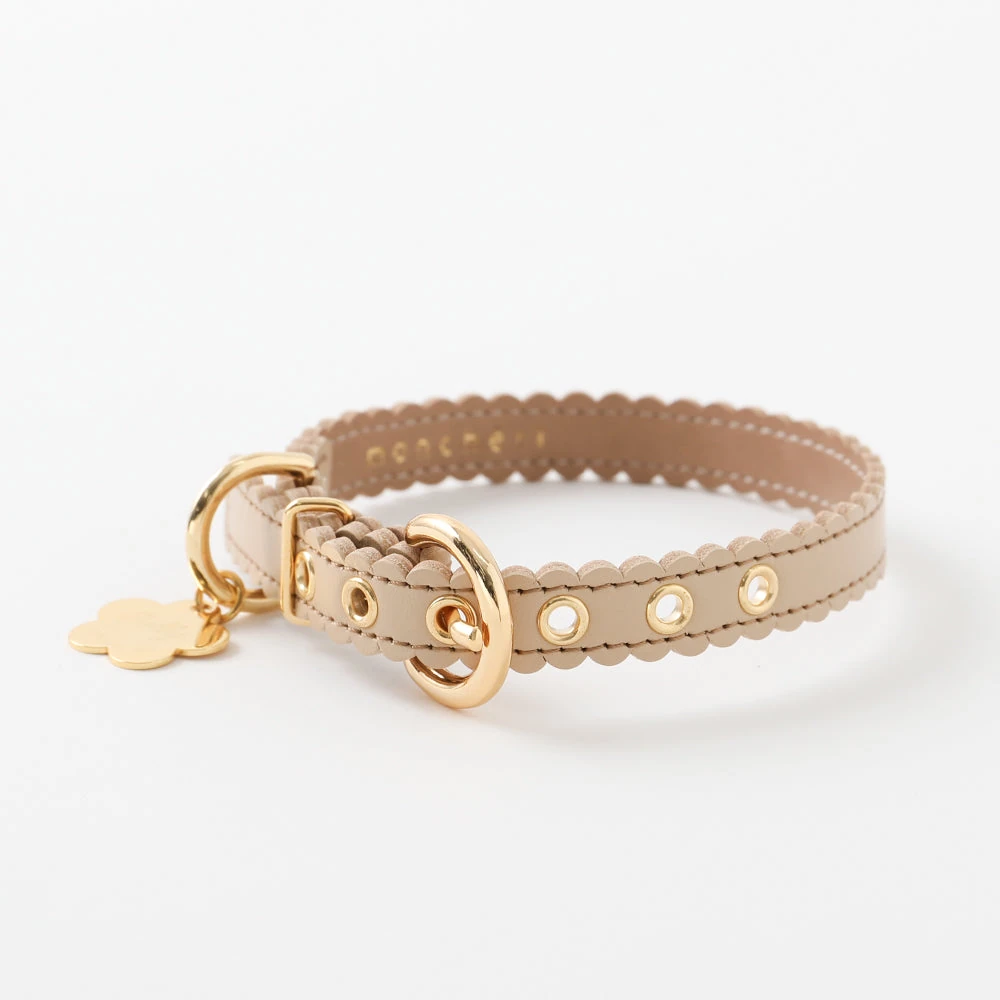 product_image_1763957780.webp なみなみフラワーチャームレザーカラー【名入れ彫刻対応】 - Image 1